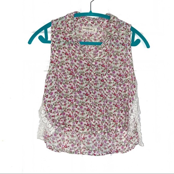 Abercrombie & Fitch Tops - Abercrombie & Fitch Sleeveless Button Down Blouse